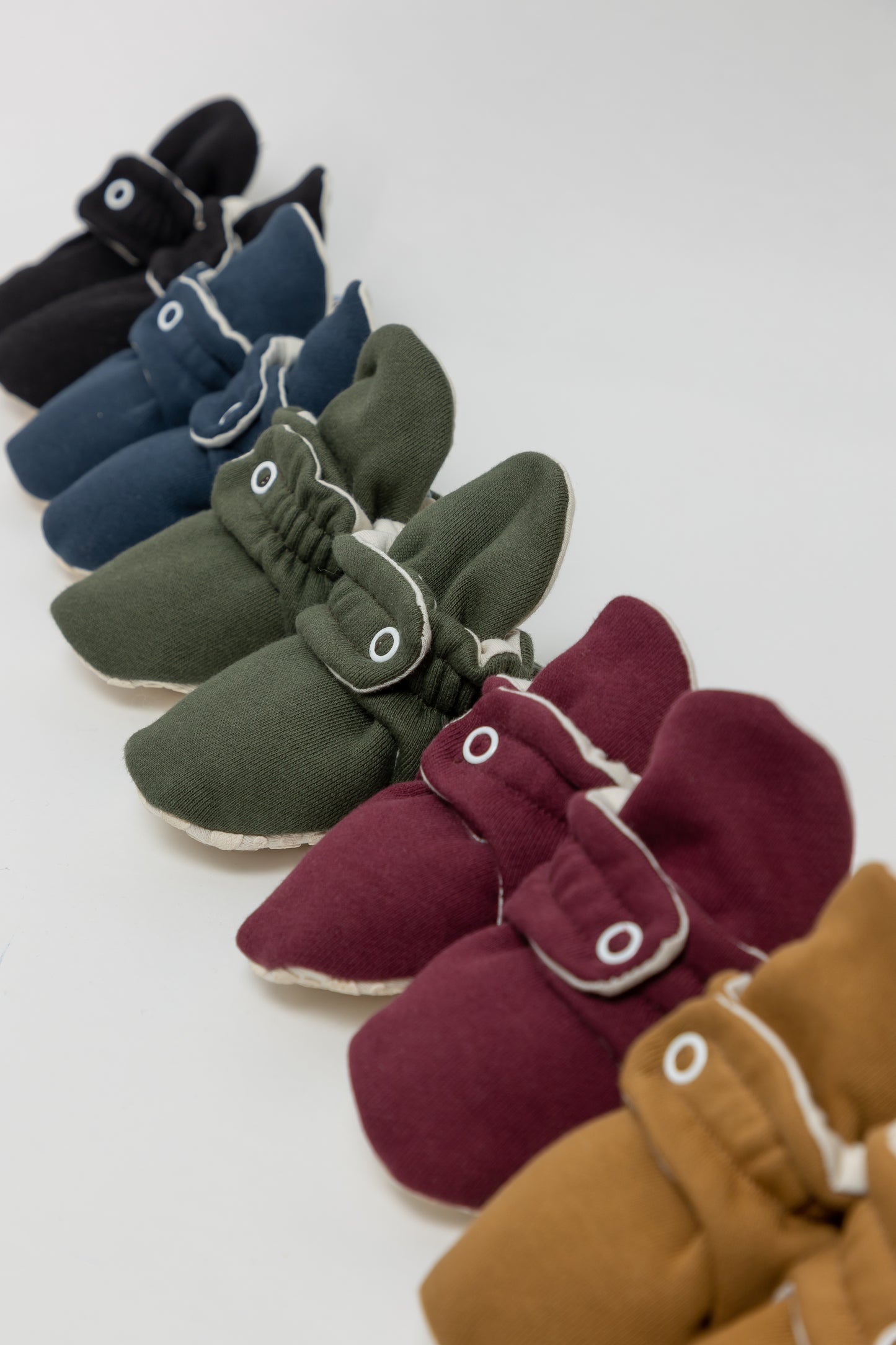 Baby Booties Olive Treat (inverno) - Zás Trás for Babies