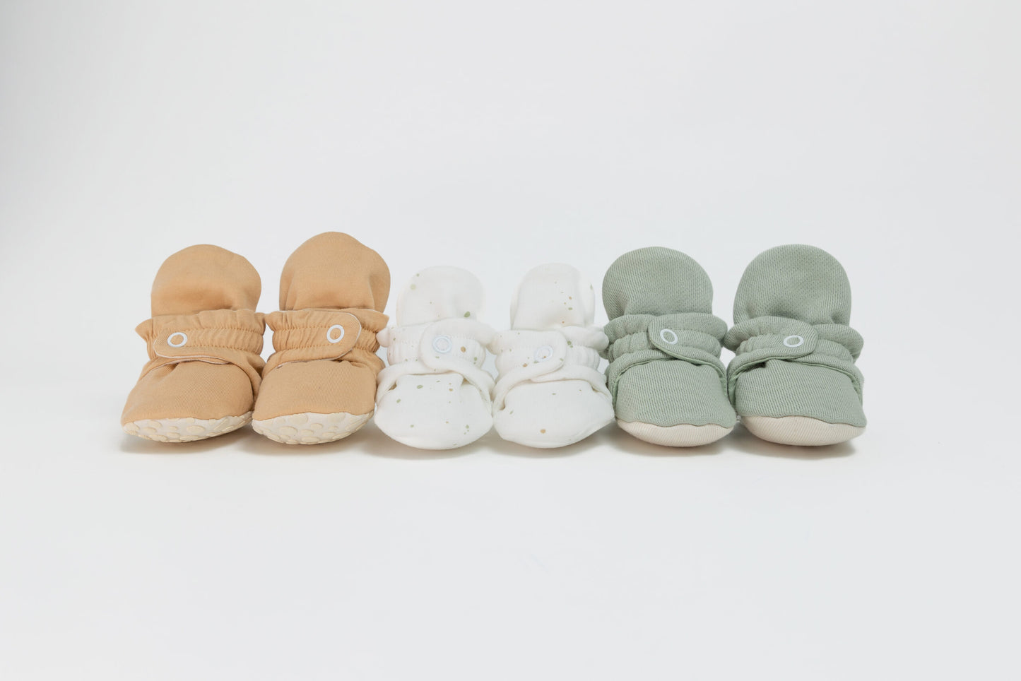 Baby Booties Pistachio Cupcake (inverno) - Zás Trás for Babies