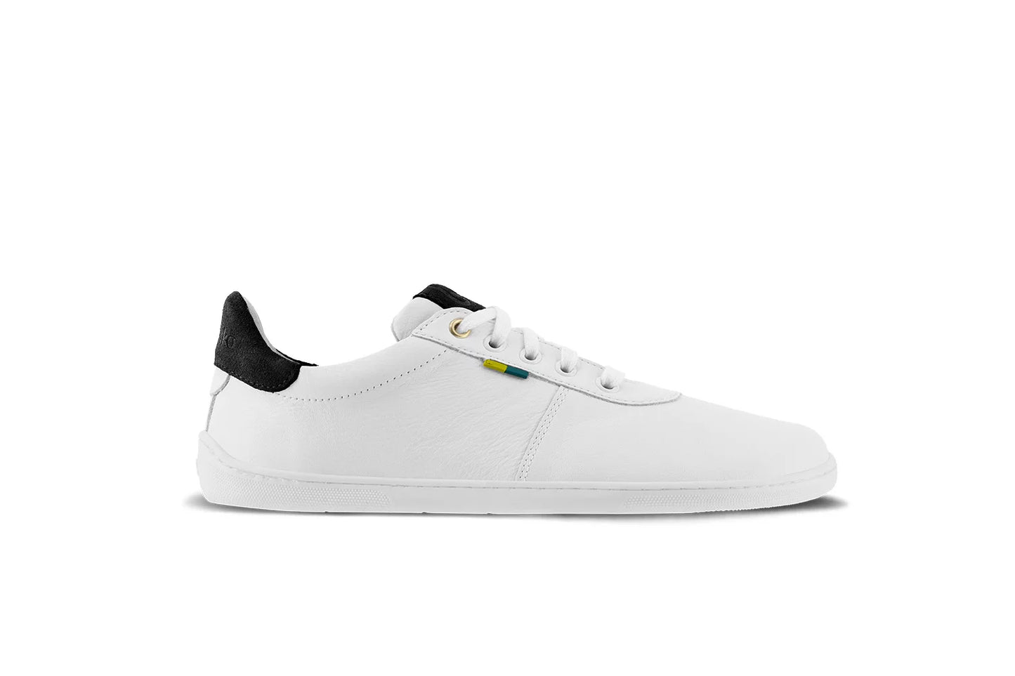 PRÉ-VENDA: Ténis Royale White & Black - Be Lenka